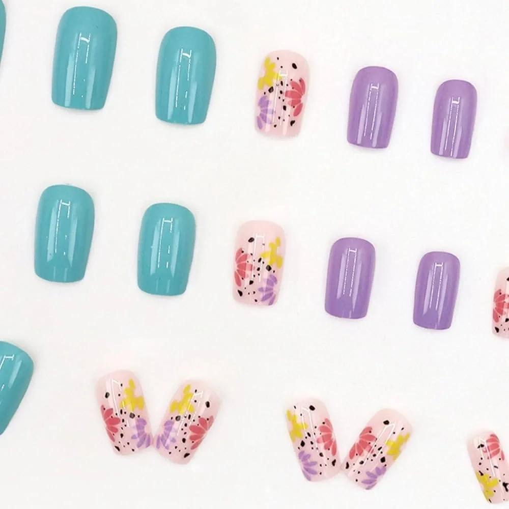 Floral Pastel Nails